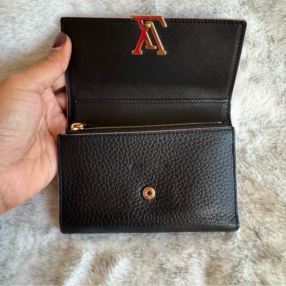Louis Vuitton Capucines Compact Wallet - Black with Ballerina Pink Edging P0303 - Picture 7 of 17